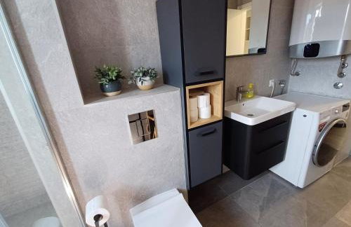 Apartments Mak & Lux - sea & sunset top view - Photo 42