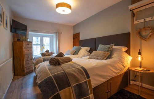 Beech Cottage - Family Cottage in the Peak District - Photo 21