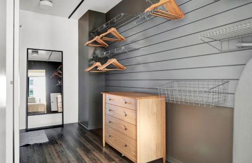 Downtown 1BR w Luxury Amenities Rooftop Views BOS-502 - Foto 10