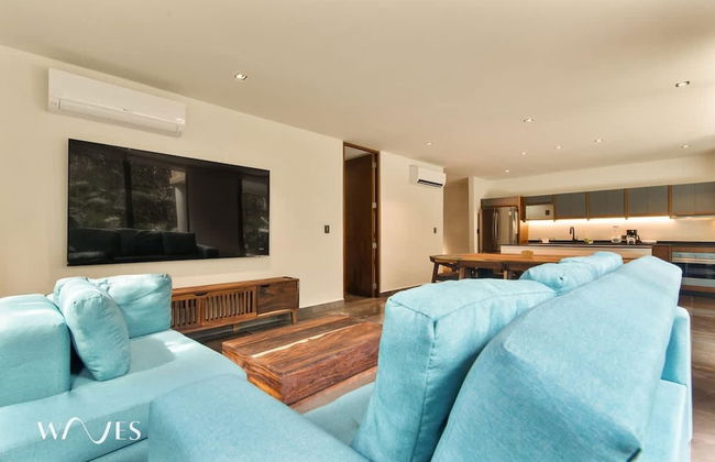 2BR w Private Pool - Steps Away From the Beach - Photo 8