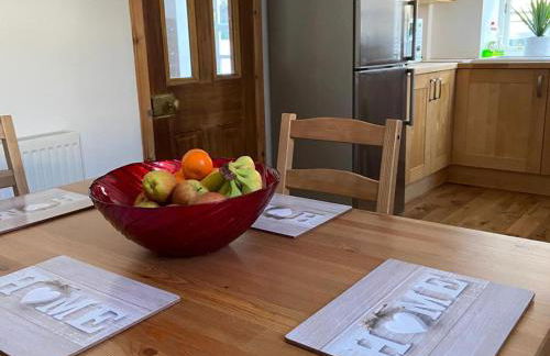 House - Sleeps 4 Pet Friendly & Free Parking - Foto 13