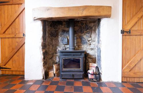 WEST VIEW COTTAGE - Charming Wensley Cottage in the Heart of Peaks - Photo 14