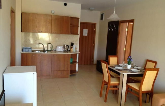 Aheloy Palace Apartments - Photo 23