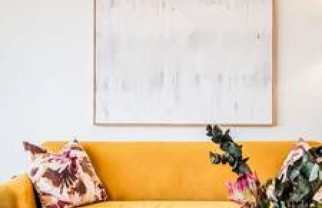 Immaculate Camps Bay Villa w Jacuzzi Views Pool Villa Grenache - Photo 27