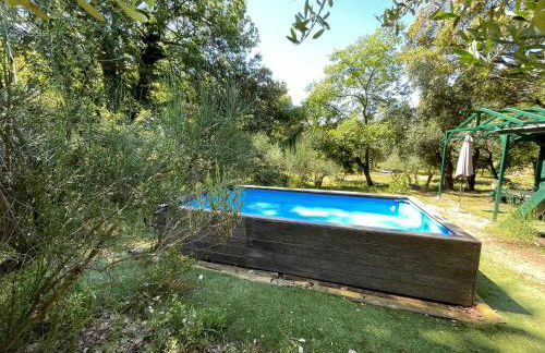 Chalet avec piscine privée dans la forêt - Foto 9