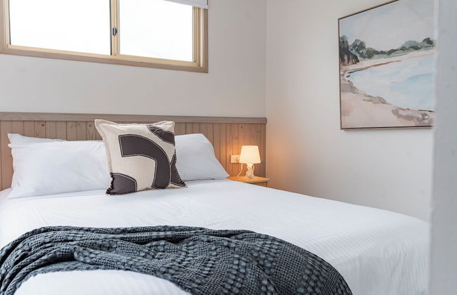 The Black Dolphin Holiday Park - Photo 25