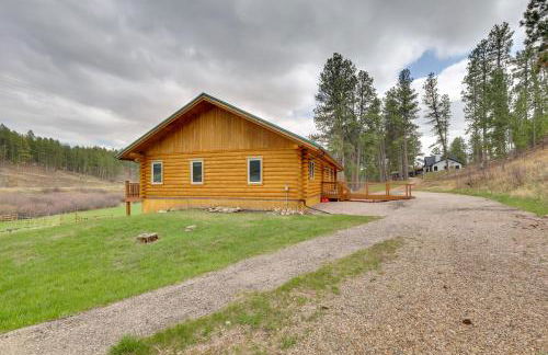 Hill City Log Cabin Along Newton Creek! - Foto 35