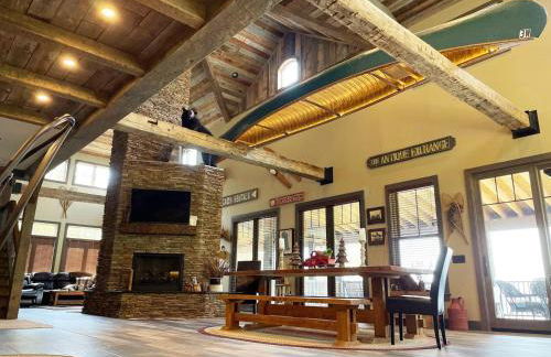 Downeast Sunset Luxury Lakehouse - Photo 1