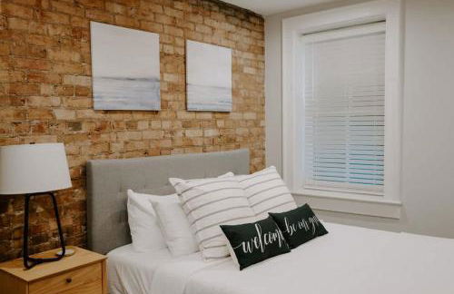 Stunning 4BR Townhome Rooftop City Views - Foto 40