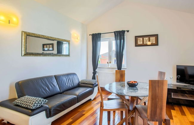 Apartment in Murter Near Beach and Pool - Foto 6