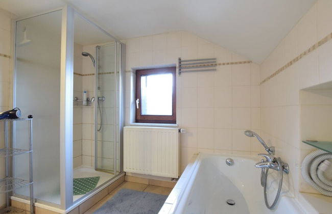 Lovely Spot With Plenty of Outdoor Space - Foto 17