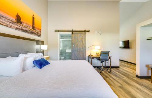 WFH-Friendly Studio Near Lighthouse Beach! - Foto 2