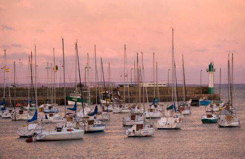En front de mer, accès direct chemin de randonnée GR34 - Foto 11