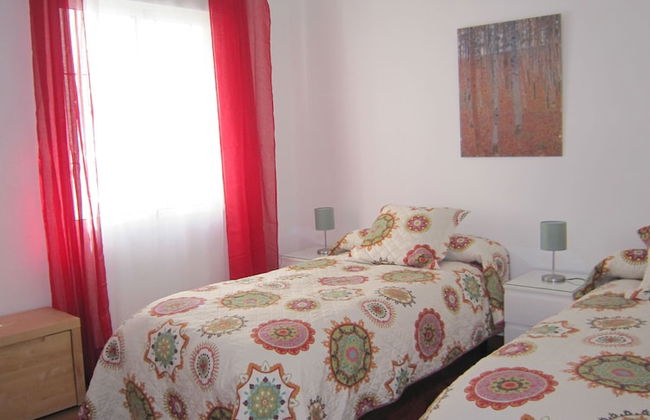 Marta Home - Photo 2