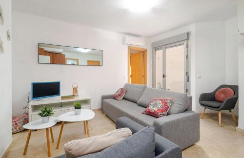 Quiet 1BR Terrace Apartment Near Centro & Beach - Foto 1