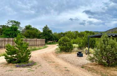 Santa Fe Modern FARMHOUSE 1 ACRE PRIVATE RD SOAKING ROOM 3 min Canyon rd - Foto 9
