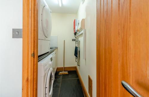 4 Bed in Llangyndeyrn CWRTY - Photo 26