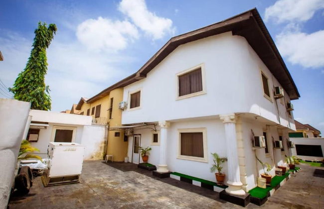 Stunning 2-bed Apartment in Lagos - Photo 20