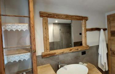 LA POESIA DOLOMITI APARTMENTS - Photo 32