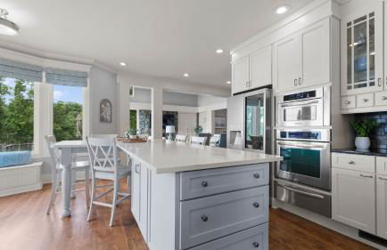 Pool • Hot Tub • Game Room • Fire Pit • Lakefront Paradise Pointe by AvantStay - Foto 58