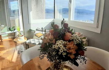 Vistas a la ria y garaje en el Castro, centro Vigo - Foto 2