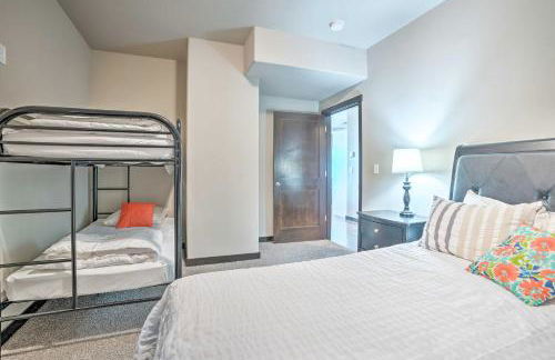 Manson Condo with Pool Access - Near Marina and Town - Foto 20