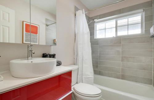 3-BD 2-BA Northern Dallas Retreat Hot Tub and BBQ - Photo 29