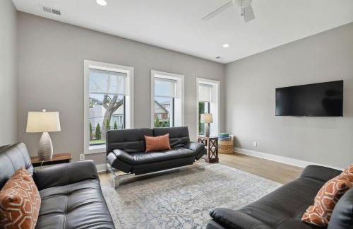 2mi Downtown Hot Tub Balcony 4 King Beds - Foto 11