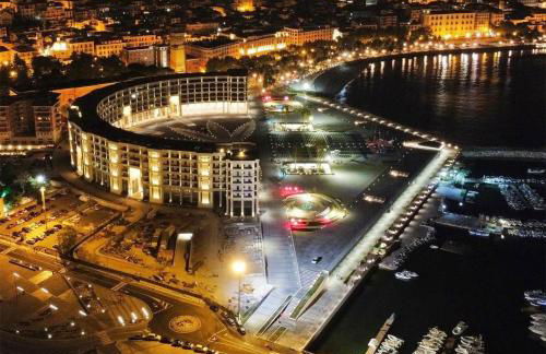 Elena House - Photo 20