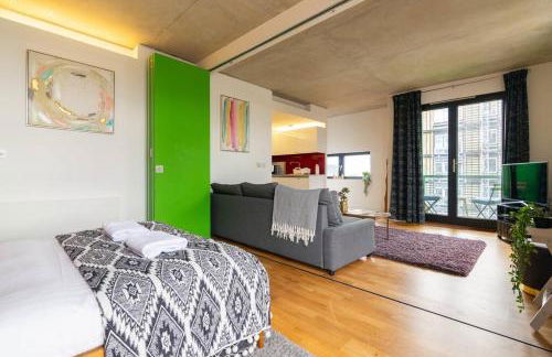 City SuperHost - Beautiful Canal Facing Apartment - Foto 8