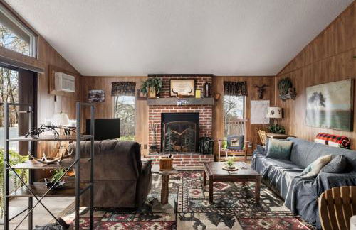 Zen Vibe w Fireplace Grill Deck & Screened Porch - Foto 9