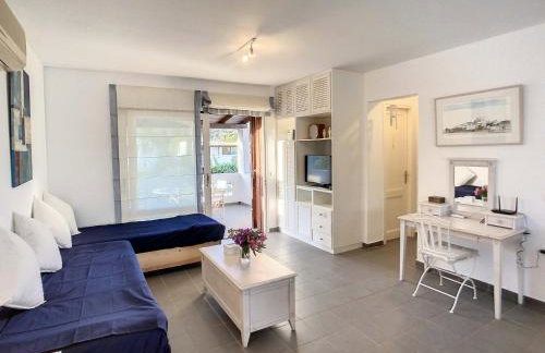 Beach Villa, Swimming pool for 8 - Photo 3