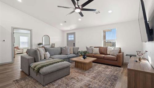 Group Ready! 3BR Home Near WinStar - Foto 3