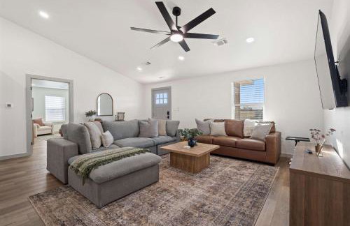 Group Ready! 3BR Home Near WinStar - Foto 3