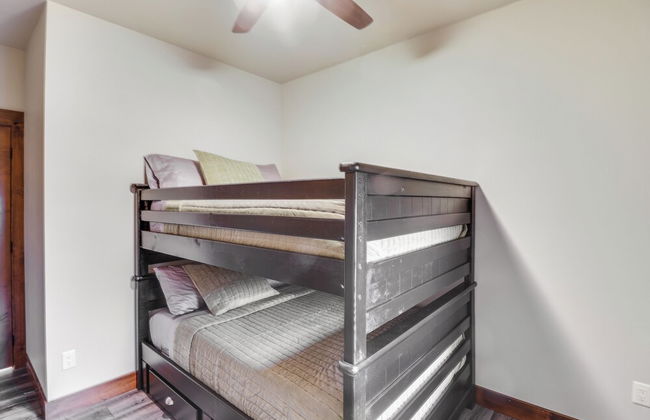 Downtown Columbia Falls Condo: 16 Mi to Ski Resort - Foto 19