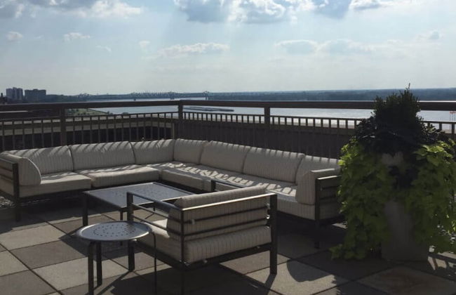 Bluebird Suites near AutoZone Park - Foto 44