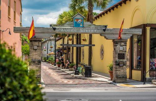 Island Suite - Walk to Downtown! - Foto 26