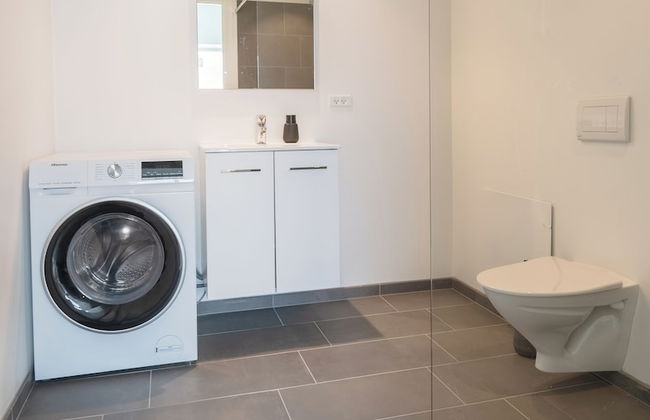 Brand New / Airport / Rentyourcar / Free Parking - Foto 8