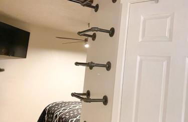 Glitter and Grit! The Wild West 40 Homestead - Foto 24