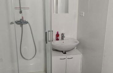 Handwerker Wohnung im Landhaus - Foto 9