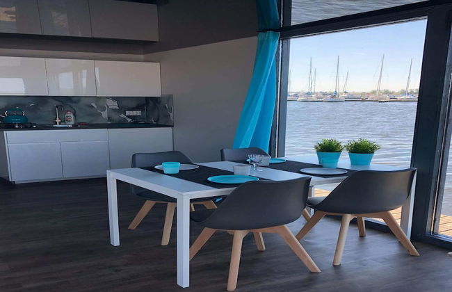 Houseboat in Kamien Pomorski - Photo 4