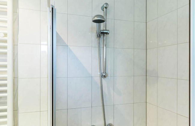 Cozy Holiday Home in Zonnemaire Near Lakebeach - Photo 41