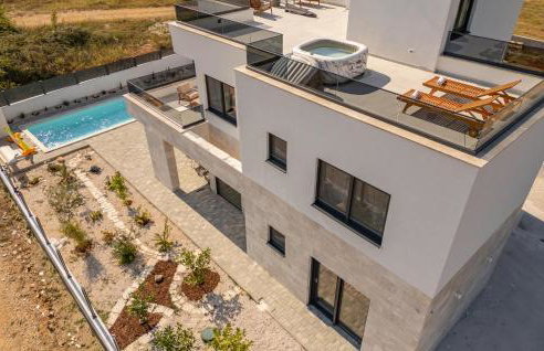 4 Bedroom Cozy Home In Poljica Brig - Foto 17