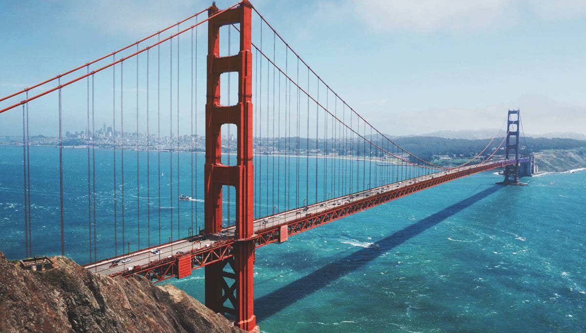 San Francisco al completo en grupo reducido + Entrada a Alcatraz - Foto 2, Contemplando el famoso puente Golden Gate