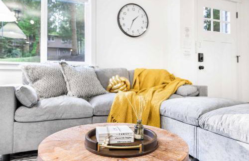 Newly Modern 4BR2BA Rambler by Super Market - Foto 13