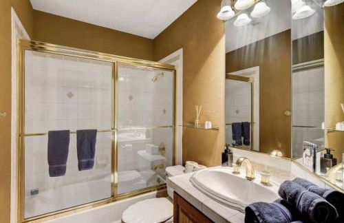 Villa with Pickleball - BB court - Pool - Foto 17