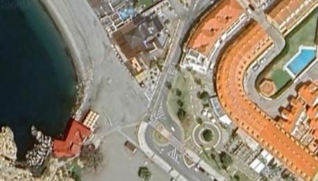 A 30 metros del mar, en el corazón del Peñón - Foto 2