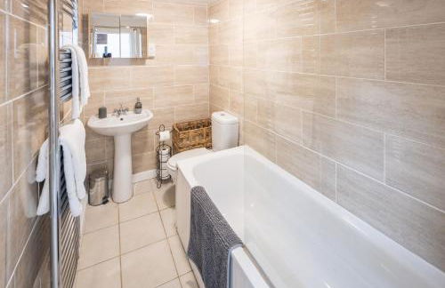 Deer Cottage at Rowden Manor - Sleeps 5 & Parking - Foto 6