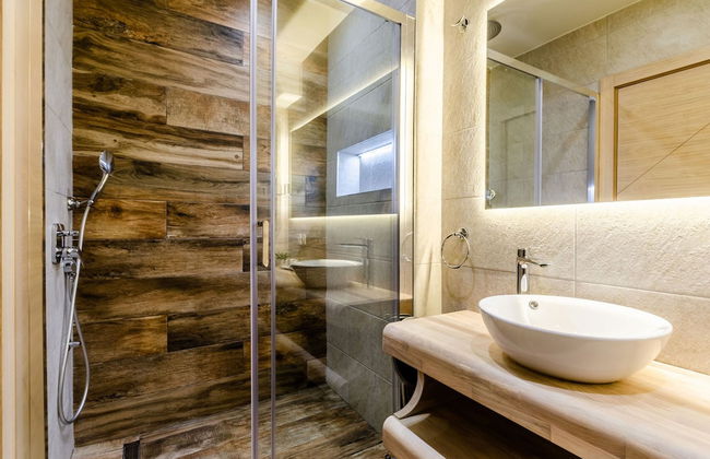 Beachfront Villa Gabriela with Pool - Foto 41