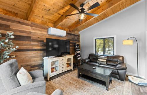 Blue Haven - Wooded, pet friendly home w/ trailer parking, AC, and deck - Foto 7